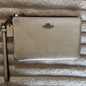 Coach Corner Zip Wristlet Metallic Gold Pebbled Leather 23513 G1877 Small Bag